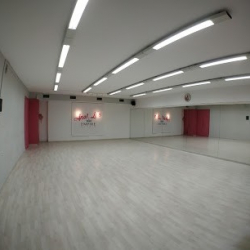 Anel Li’s EMPIRE Studio