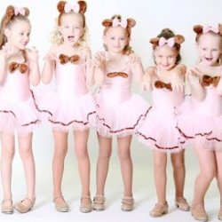 Just Dance -It Newcastle Showstoppers