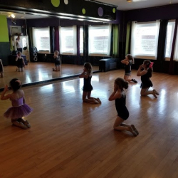 Move Me Dance & Fitness Studio