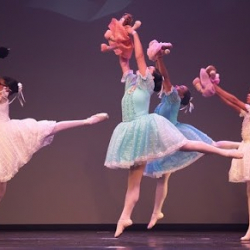 Escola de Ballet Liviane Pimenta