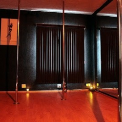 POLE DANCE POLE FIT STUDIO SUC. CUAUHTÉMOC
