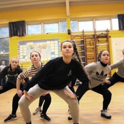 Reigate School Of Ballet and Commercial Dance - Reigate Dance classes