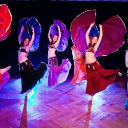 Tanzen in Dortmund_ Birgit Gahmann Salsa, Orientalischer Tanz, Kizomba, Bachata, Reggaeton & mehr