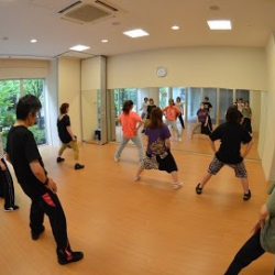 T.N.G Academy 株式会社ティーエヌジー