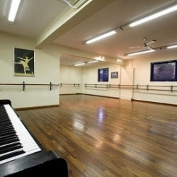 Ballet School Sappho Xymitoulia