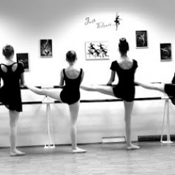 AkzepTanz - Schule für Tanz und Bewegung