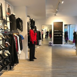 Lalafarjan | Der Tanzsport-Ausstatter