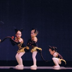 スノーフレークバレエアカデミー