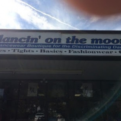 Dancin' on the Moon