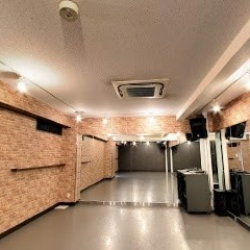 ブルー ダンススタジオ