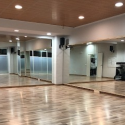 BOOGIE BLOCK DANCE STUDIO