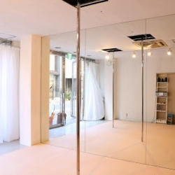 poledance studio CHATLURE